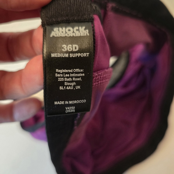 Ladies Shock Absorber, sports bra, Size 36D, purple and black - Picture 3 of 5